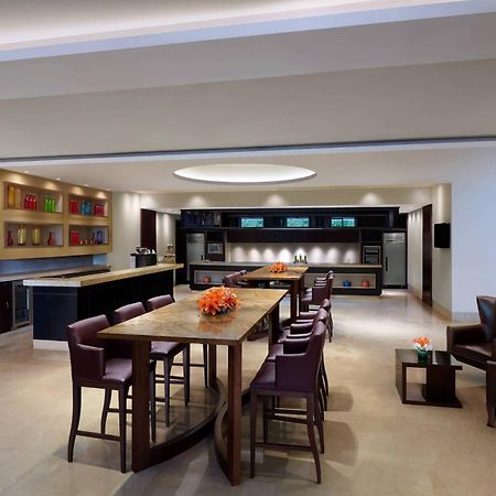 Jw Marriott Hotel Bengaluru Esterno foto
