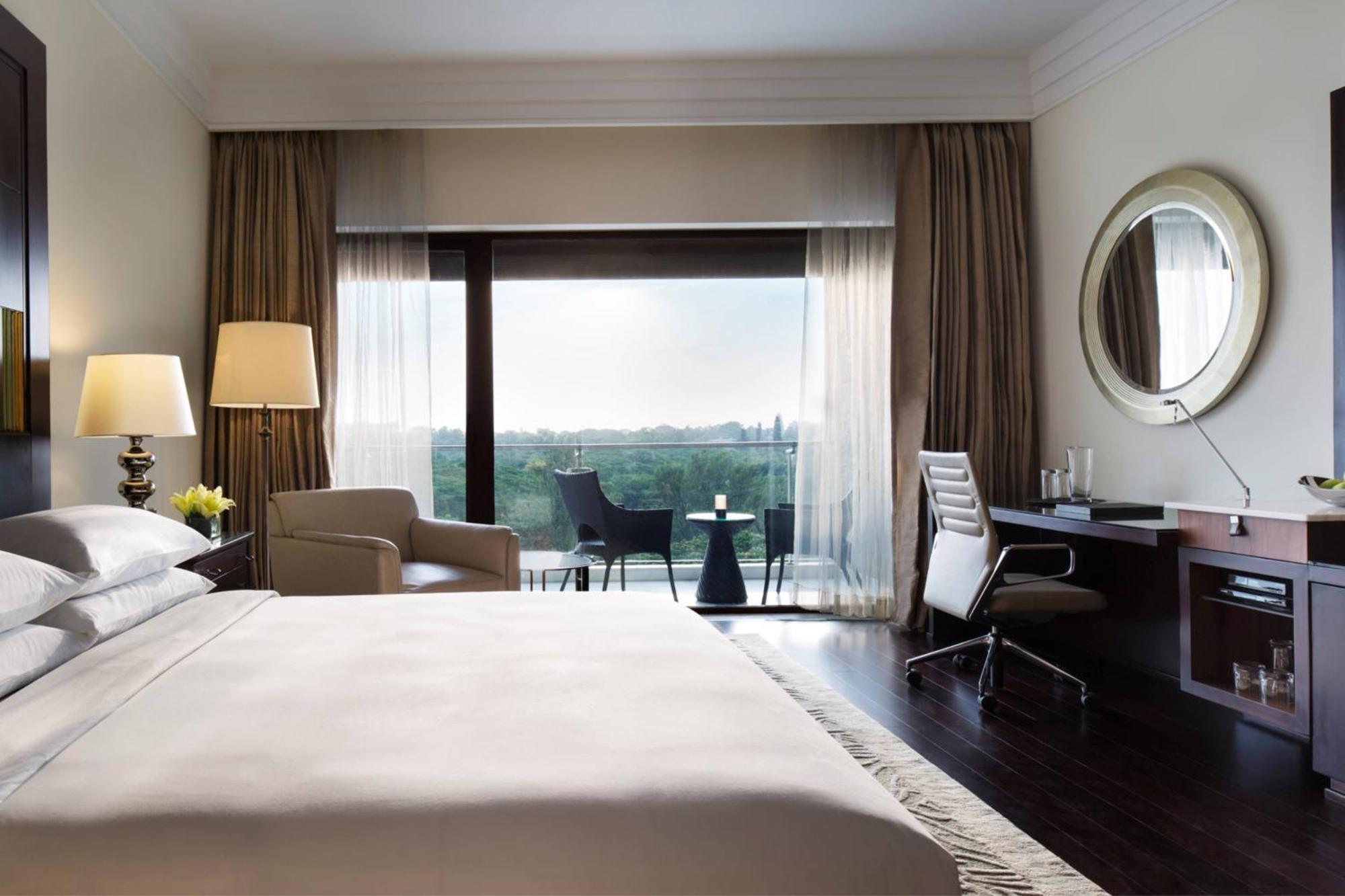 Jw Marriott Hotel Bengaluru Esterno foto