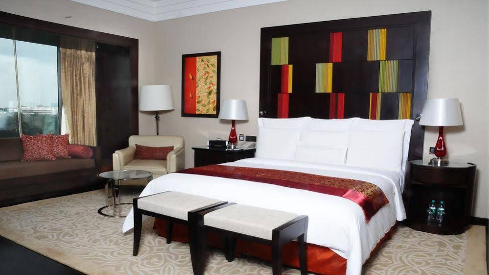 Jw Marriott Hotel Bengaluru Esterno foto